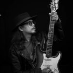Gugun Blues Shelter meluncurkan album Akustik Live Unplugged.