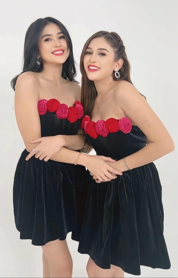 Duo vokal New Sister digawangi Ovi Kirana dan Givri Ta.