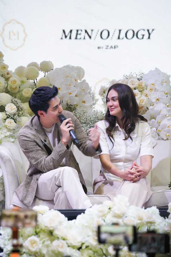 Luna Maya dan Maxime Bouttier di acara Press Loverence Official Launching Brand Ambassador ZAP Premiere and MEN/O/LOGY by ZAP