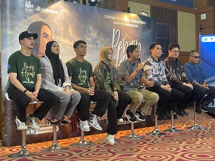 Jumpa pers peluncuran teaser poster, trailer, dan original soundtrack (OST) film Pengin Hijrah di Auditorium Universitas Islam Negeri (UIN) Syarif Hidayatullah, Ciputat, Tangerang Selatan, Kamis (/7/2025).