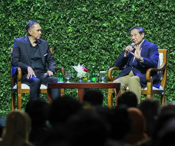 Presiden ke-6 Republik Indonesia Susilo Bambang Yudhoyono (SBY) saat peluncuran video musik "Save Our World" di Jakarta, Selasa (1/7/2025). (@agusyudhoyono)