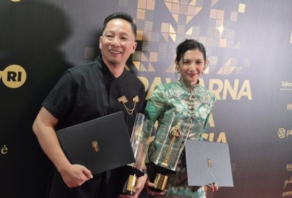 Ringgo Agus Rahman dan Sheila Dara Aisha di setelah menerima Piala Citra di Malam Anugerah Piala Citra FFI 2025 di Teater Jakarta, Taman Ismail Marzuki, Jakarta Pusat, Kamis (20/11/2025). (Foto - Didang Prajasasmita)