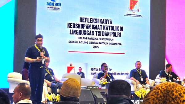 Koordinator Delegasi Ordinariatus Castrensis Indonesia (OCI), Romo Kolonel Sus Yos Bintoro, Pr saat menyampaikan refleksi karya pastoral OCI dalam Sidang Agung Gereja Katolik Indonesia (SAGKI) 2025 hari kedua di Mercure Convention Center, Ancol, Jakarta, Selasa (4/10/2025). (Foto - Istimewa)