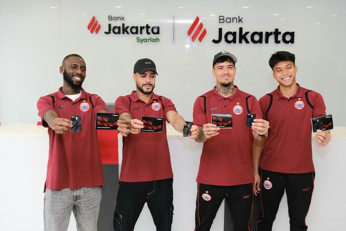 Bank Jakarta menggelar acara inklusi keuangan bertema “From the Pitch to the Branch" di kantor cabang Bank Jakarta, Jakarta, pada Rabu (18/2/2026). (Foto - Dok. Bank Jakarta)