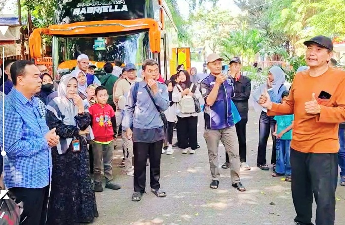 Pelepasan mudik gratis yang digelar Paguyuban Demak Bintoro Nusantara (PDBN) di di Pasar Induk Kramatjati, Jakarta Timur, Minggu (15/3/2026). (Foto - PDBN)