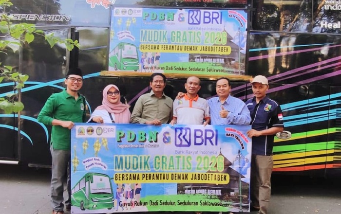 Pelepasan mudik gratis yang digelar Paguyuban Demak Bintoro Nusantara (PDBN) di di Pasar Induk Kramatjati, Jakarta Timur, Minggu (15/3/2026). (Foto - PDBN)