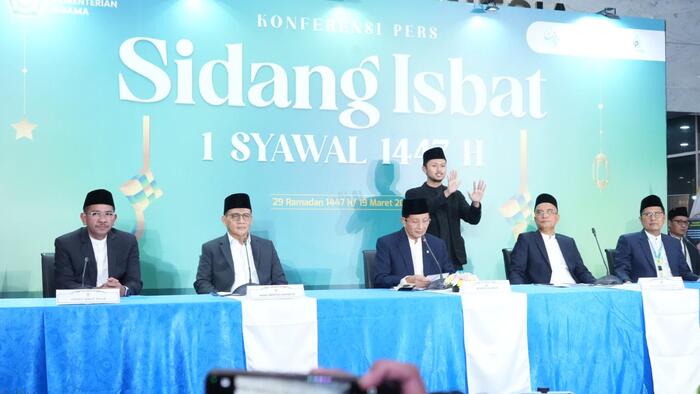 Menteri Agama Nasaruddin Umar saat jumpa pers seusai sidang isbat di kantor layanan Kementerian Agama, Jalan MH Thamrin, Jakarta, Kamis (19/3/2026). (Foto - Kemenag)
