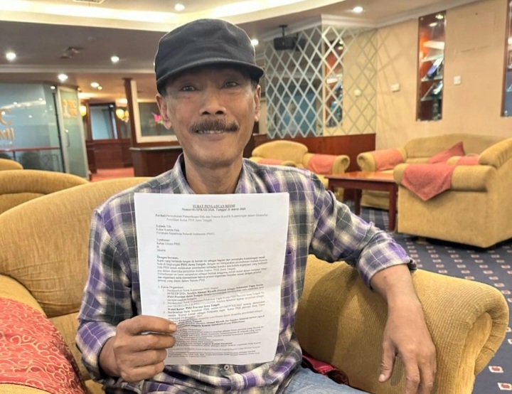 Pemerhati sepak bola Jateng, Sutrisno.